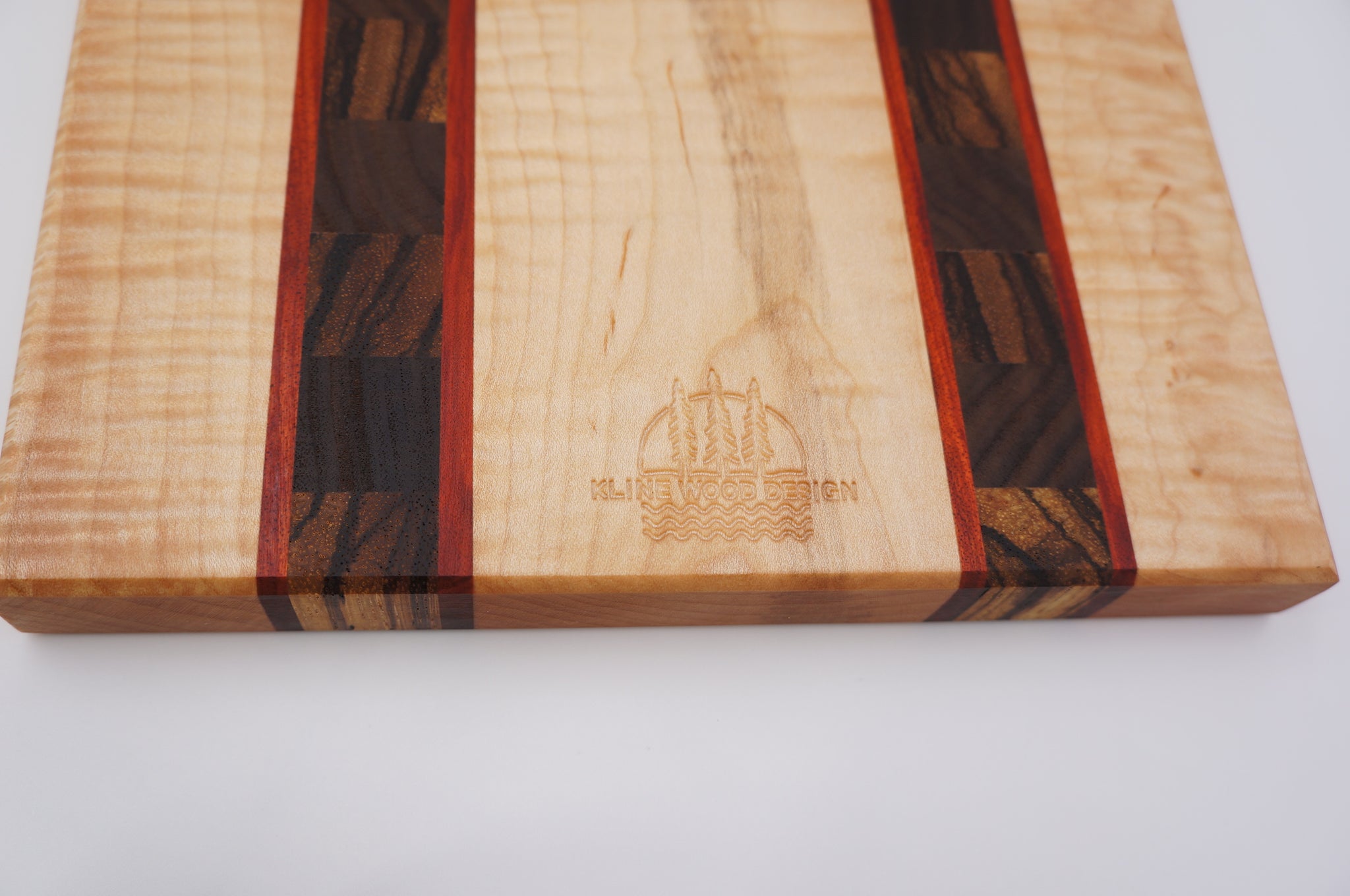 Intense Maple Cutting Board